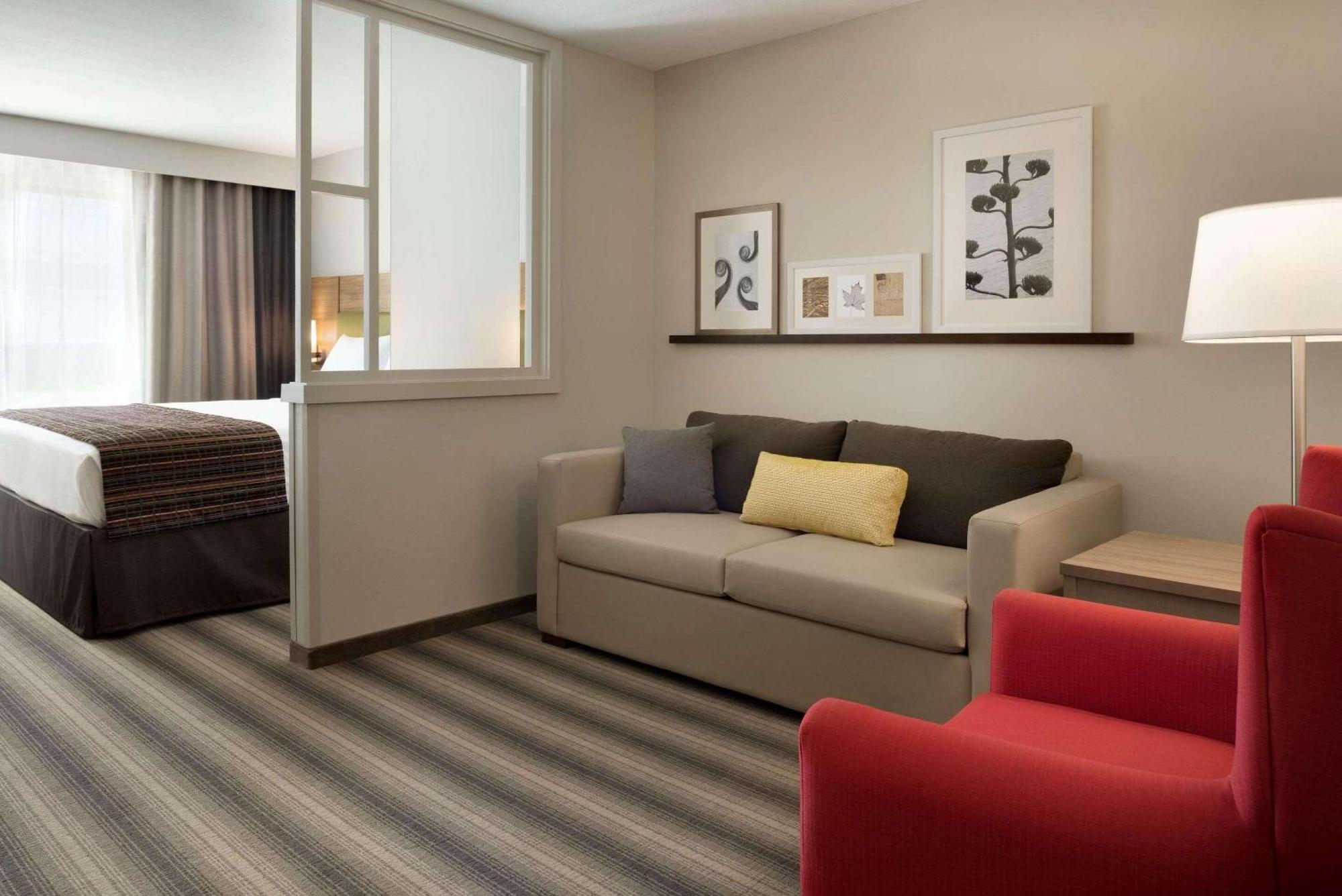 Country Inn & Suites By Radisson, Indianola, Ia מראה חיצוני תמונה