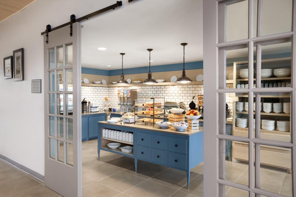 Country Inn & Suites By Radisson, Indianola, Ia מראה חיצוני תמונה